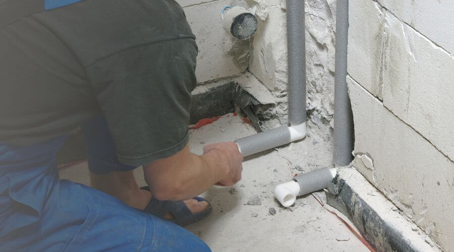 Expert burst pipe repair services in Montgomery, MI